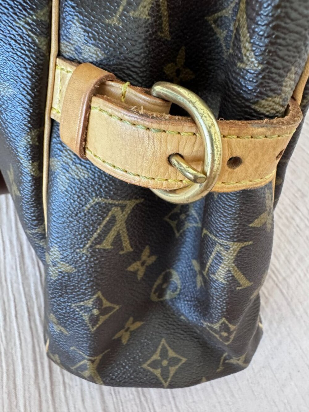 Rare Vintage Louis Vuitton Monogram Batignolles Tote Bag - Picture 10 of 16